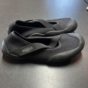 Keen Roatan Water Shoes Womens 9  Black Neoprene Mary Jane Slip On Closed Toe
